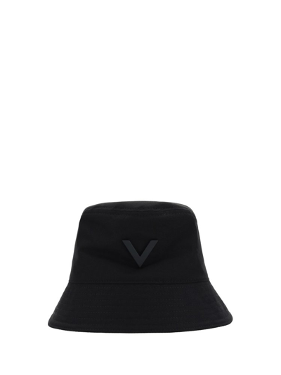 Valentino Garavani Valentino Logo Plaque Bucket Hat In Black