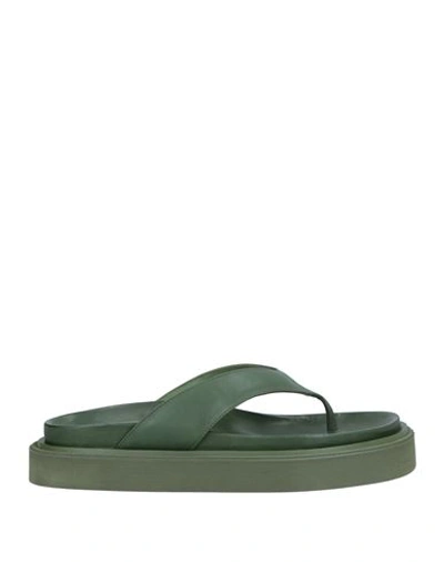Hazy Woman Thong Sandal Green Size 11 Soft Leather