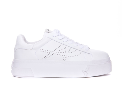 Ash Trainers In White
