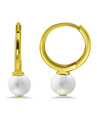 Macy's White Freshwater Pearl Huggie Hoop Earring In Gold