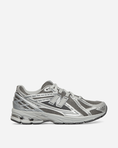 New Balance 1906r Panelled Sneakers In Silver