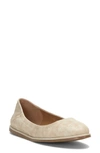 Lucky Brand Wimmie Womens Leather Slip-on Ballet Flats In Lt Ermine Mdsalh