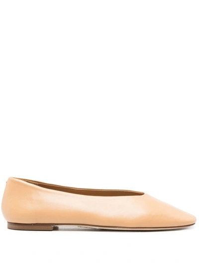 Aeyde Kirsten Leather Ballerina Shoes In Brown