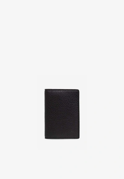 Common Projects Bi-fold Grained-leather Cardholder In Black