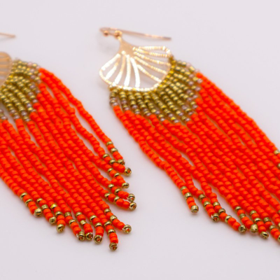 Le Réussi Golden Leaves Earrings In Orange