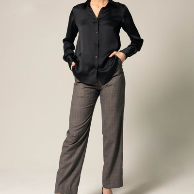 Le Réussi Elegance Silk Shirt In Black