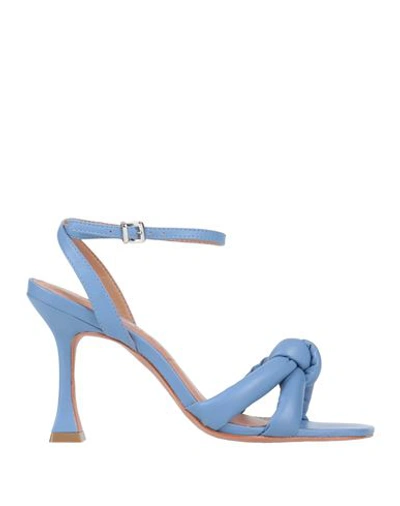 Vicenza ) Woman Sandals Pastel Blue Size 7 Leather