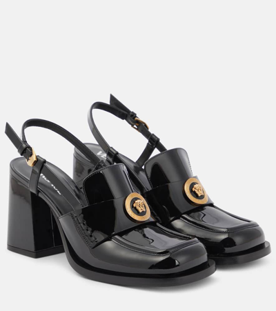 Versace Alia漆皮露跟乐福高跟鞋 In Black