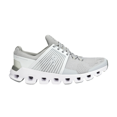 Pre-owned On Wmns Cloudswift 'glacier White' In Grey