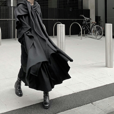 Pre-owned Yohji Yamamoto Pour Homme Aw2012 Runway Poncho In Black