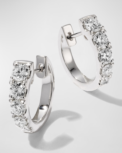 Memoire 18k White Gold Graduated Diamond Huggie Earrings In Metallic