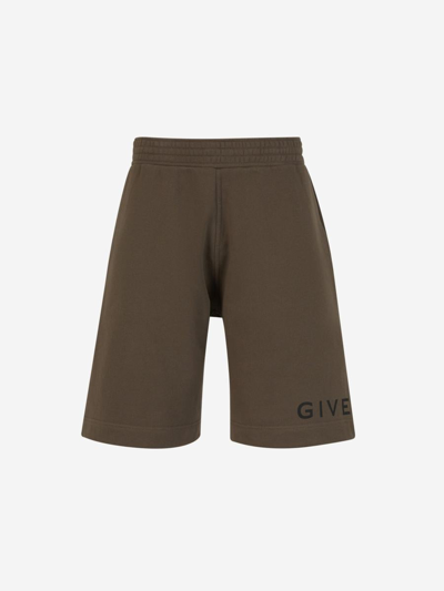 Givenchy Logo Printed Bermuda Shorts In Verd Militar