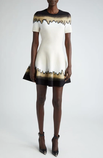 Alexander Mcqueen Metallic Jacquard Short-sleeve Mini Dress In Ivory/ Black/ Gold