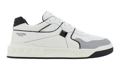 Pre-owned Valentino Garavani Valentino One Stud Low Sneaker White Black Grey In White/black/grey