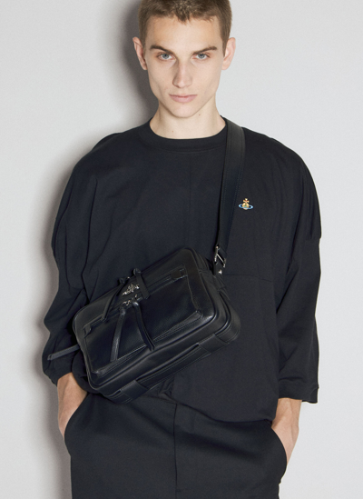★ VIVIENNE WESTWOOD ★ JERRY SATCHEL BAG ショルダーバッグ Vivienne Westwood Jerry Satchel Bag In Black | ModeSens