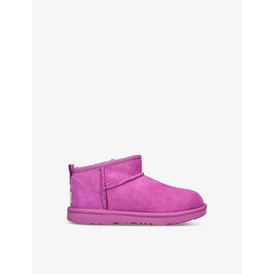 Ugg Boys Fuchsia Kids Classic Ultra Mini Logo-patch Suede And Shearling Ankle Boots 9-10 Years
