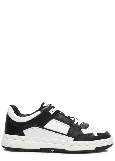 Valentino Garavani 'freedots' White And Black Low Top Sneakers With Studs In Leather Man