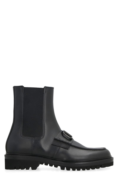 VALENTINO GARAVANI VALENTINO VALENTINO GARAVANI - VLOGO LEATHER CHELSEA BOOTS