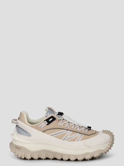 Moncler Trailgrip Reflective-detail Sneakers In Beige