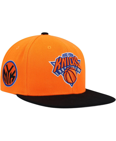 Mitchell & Ness Men's  Orange, Black New York Knicks Side Core 2.0 Snapback Hat In Orange,black