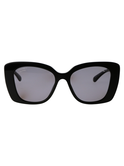 Pre-owned Chanel 0ch5422b Sunglasses In C501t8 Black