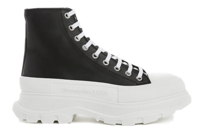 Pre-owned Alexander Mcqueen Tread Slick High-top Leather Sneaker Black White In Black/white