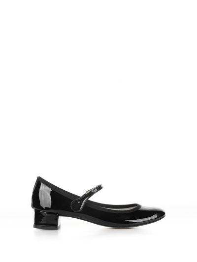 Repetto Ballerina In Shiny Leather With Strap In Noir