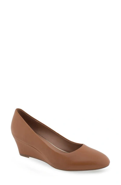 Aerosoles Iris Dress-pump-wedge In Tan Leather