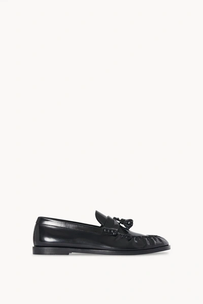 Peserico The Row Mens Loafer In Black Blk