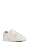 KEDS PURSUIT LOW TOP SNEAKER