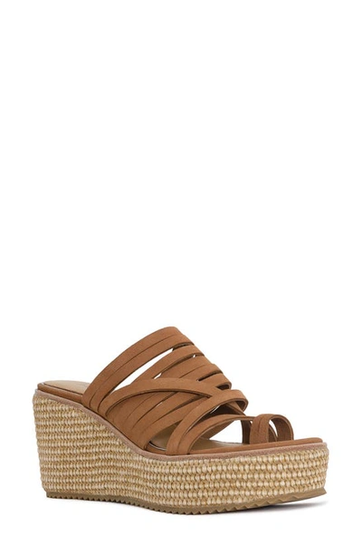 DONALD PLINER PLATFORM WEDGE SANDAL