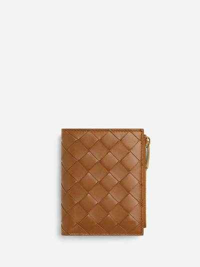 Bottega Veneta Woven Bi-fold Small Zippered Wallet Accessories In Brown