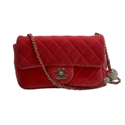 Pre-owned Chanel Matelassé Synthetic Shopper Bag () In Red