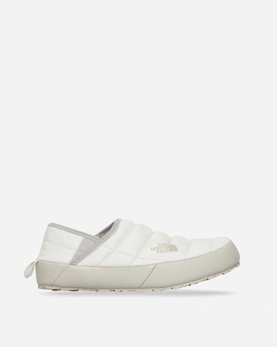 The North Face Wmns Thermoball V Traction Mules Gardenia In White