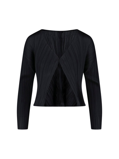 Issey Miyake Pleats Please  Pleated V In Black