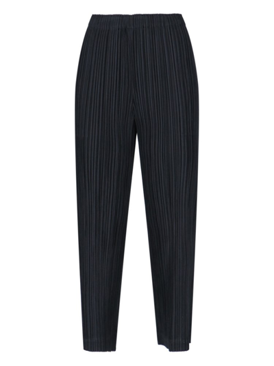 Issey Miyake Pleated Cropped Trousers In Black