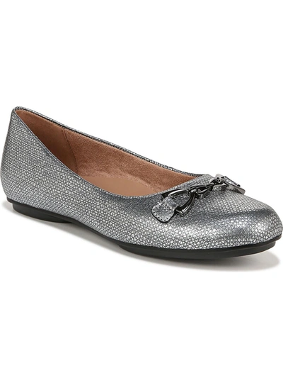 Naturalizer Maxwell-bit Flats In Silver Metallic Leather