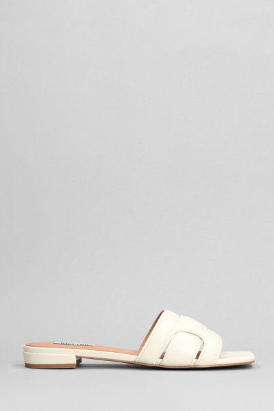 Bibi Lou Holly Flats In White Leather