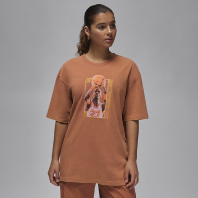 Jordan Women's  Oversized Graphic T-shirt In Pink