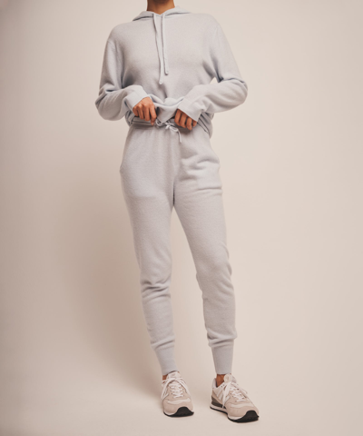 Naadam Off-duty Cashmere Jogger In Pale Blue