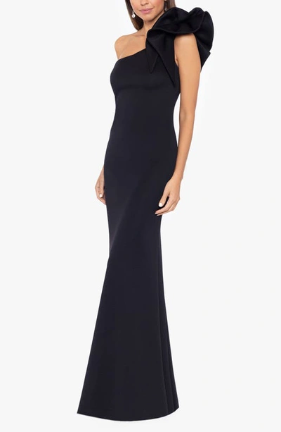 Betsy & Adam Petite Ruffle-shoulder Evening Gown In Black