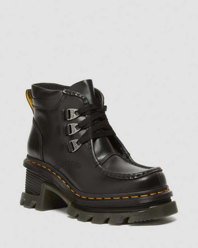 Dr. Martens Corran 3-eye Atlas Leather Heeled Boots In Schwarz