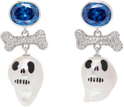 Jiwinaia Silver & White Skull Pearl Drop Earrings In Sapphire