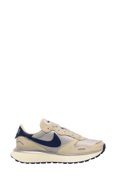 Nike Phoenix Waffle Trainer In Brown/ Midnight Navy