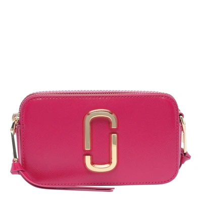 Marc Jacobs The Utility Snapshot Camera Bag In Fuchsia