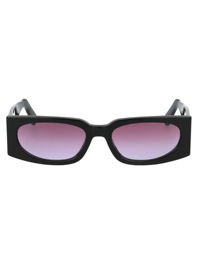 Gcds Gd0016 Sunglasses In 01z Black