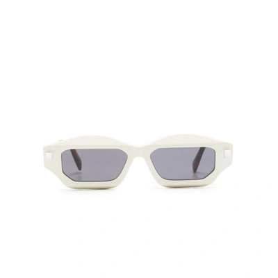 Kuboraum Eyewears In White