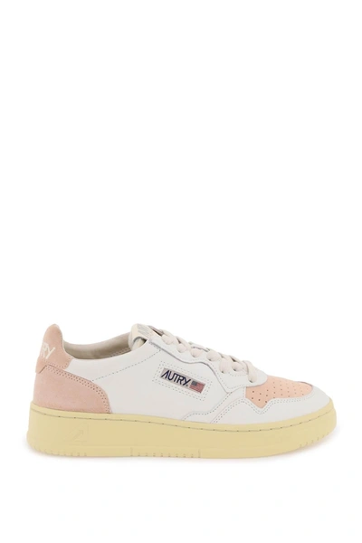 Autry Leather Medalist Low Sneakers In White,pink