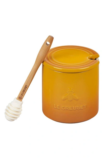 Le Creuset Stoneware Honey Pot & Dipper In Nectar