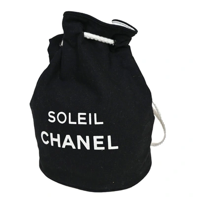 Pre-owned Chanel Drawstring Canvas Shoulder Bag () In Black